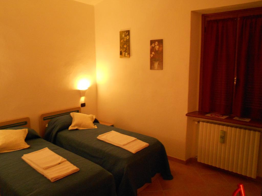 Vila Il Grappolo In Langa Monastero Bormida Pokoj fotografie